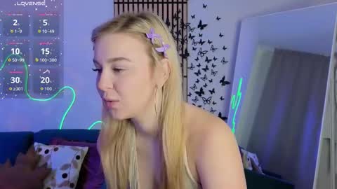 Mel online show from 12/01/25, 07:46