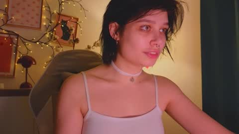 Snapshot of melan1e_ chatting on 02/02/25, 07:20 mel online show from 02/02/25, 07:20