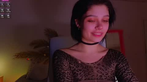 Snapshot of melan1e_ chatting on 02/02/25, 08:51 mel online show from 02/02/25, 08:51