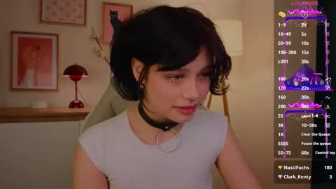 Snapshot of melan1e_ chatting on 02/19/25, 06:00 mel online show from 02/19/25, 06:00