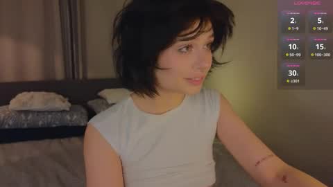 Snapshot of melan1e_ chatting on 02/20/25, 09:31 mel online show from 02/20/25, 09:31