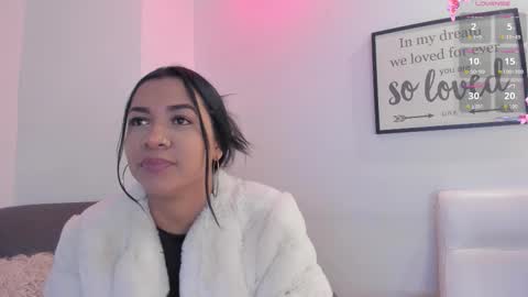 melan_owen online show from 10/17/25, 10:40