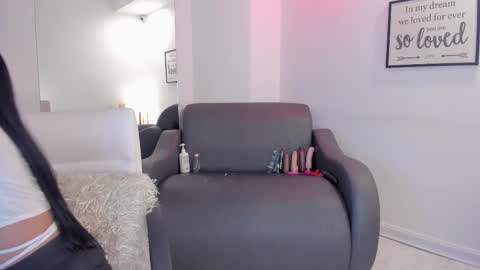 melan_owen online show from 11/26/25, 07:15