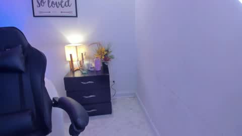 Snapshot of melan_owen chatting on 06/03/26, 02:33 melan_owen online show from 06/03/26, 02:33