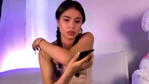 Snapshot of melani_bear chatting on 07/01/26, 04:29 MELANI online show from 07/01/26, 04:29