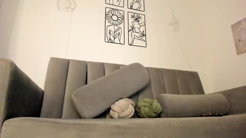 melani greyy online show from 12/17/24, 12:12