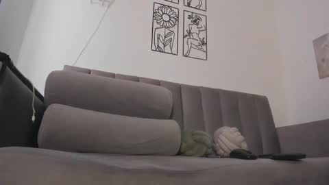 melani greyy online show from 11/20/25, 09:36