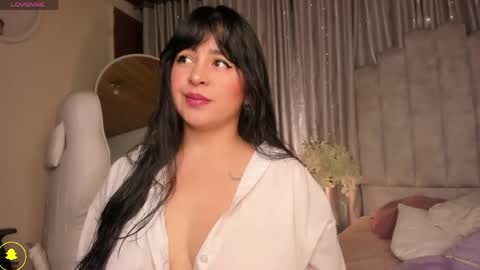 Snapshot of melani_sunny chatting on 05/08/26, 01:44 Melani sunny online show from 05/08/26, 01:44