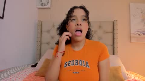 melania_xtreme online show from 04/15/26, 03:24