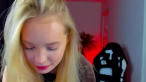 Melanie online show from 11/06/25, 07:09