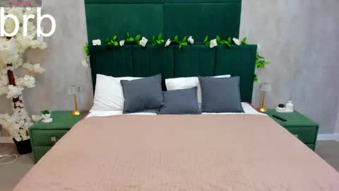 Melanie online show from 11/13/25, 01:15