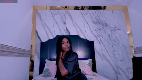 MELANIE online show from 12/05/25, 07:28