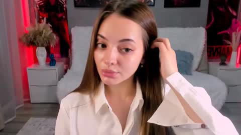 Snapshot of melaniealves chatting on 10/07/25, 02:20 MelanieAlves online show from 10/07/25, 02:20
