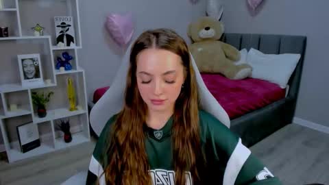 MelanieAlves online show from 03/17/26, 06:33