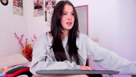 mel  online show from 03/17/26, 05:38