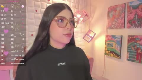 Snapshot of melaniegrayx chatting on 05/09/26, 02:33 melaniegrayx online show from 05/09/26, 02:33