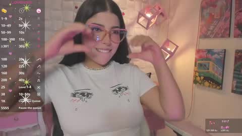 Snapshot of melaniegrayx chatting on 05/13/26, 02:14 melaniegrayx online show from 05/13/26, 02:14