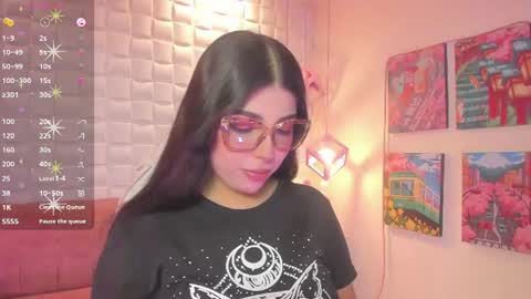 Snapshot of melaniegrayx chatting on 06/09/26, 02:39 melaniegrayx online show from 06/09/26, 02:39