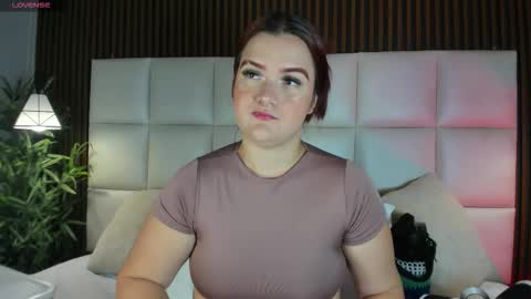 Melanie online show from 02/02/26, 12:04