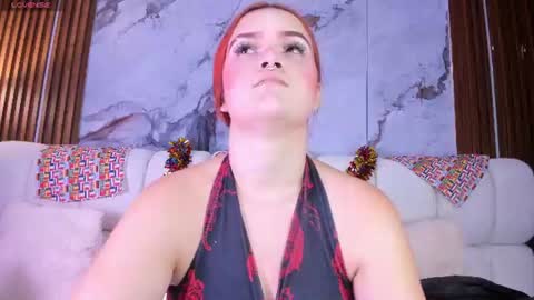 Snapshot of melanieklaus2 chatting on 06/24/26, 04:22 MELANIE online show from 06/24/26, 04:22