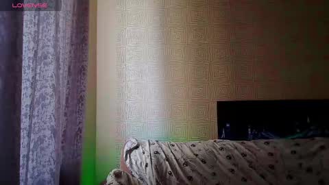 Snapshot of melaniemoor chatting on 02/21/25, 09:13 Melanie Milena online show from 02/21/25, 09:13