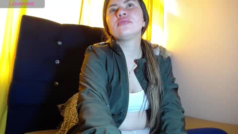 Melanie Parker online show from 11/19/25, 02:06