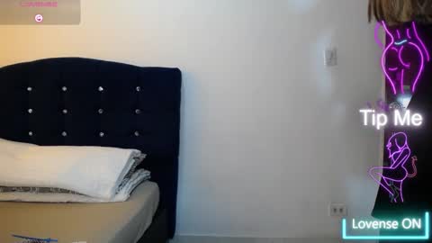 Melanie Parker online show from 02/18/26, 02:13