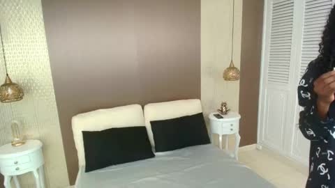 Melanie online show from 11/06/25, 12:06