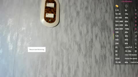 Snapshot of melanierioss_ chatting on 05/01/26, 01:16 online show from 05/01/26, 01:16