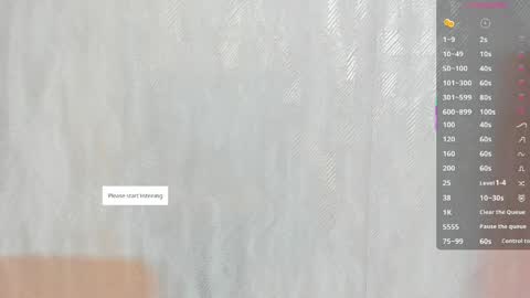 Snapshot of melanierioss_ chatting on 05/16/26, 01:21 online show from 05/16/26, 01:21
