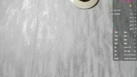 Snapshot of melanierioss_ chatting on 06/28/26, 12:55 online show from 06/28/26, 12:55