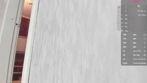Snapshot of melanierioss_ chatting on 06/30/26, 01:12 online show from 06/30/26, 01:12