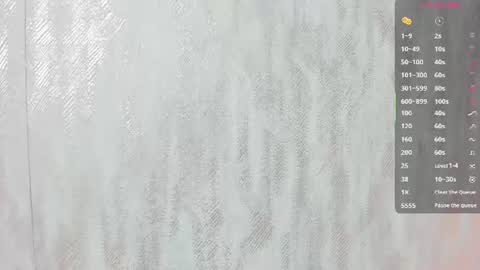 Snapshot of melanierioss_ chatting on 07/05/26, 01:29 online show from 07/05/26, 01:29