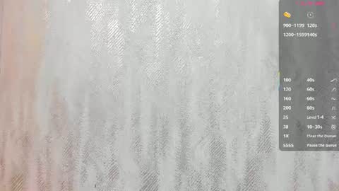 Snapshot of melanierioss_ chatting on 07/11/26, 01:03 online show from 07/11/26, 01:03