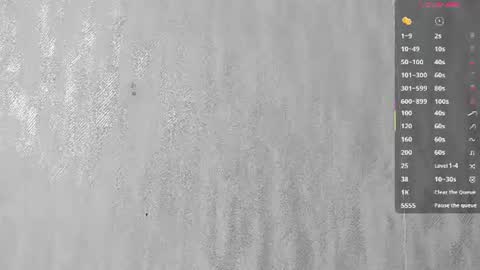 Snapshot of melanierioss_ chatting on 07/18/26, 12:42 online show from 07/18/26, 12:42