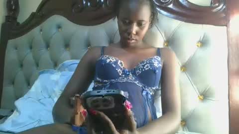 melaninblue online show from 05/02/26, 06:13