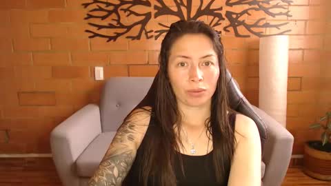 Melanny online show from 11/22/25, 11:53