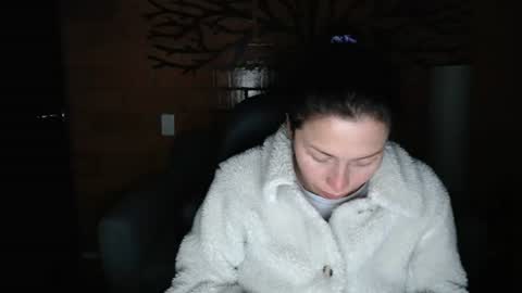 Snapshot of melanny_69 chatting on 06/24/26, 01:48 Melanny online show from 06/24/26, 01:48
