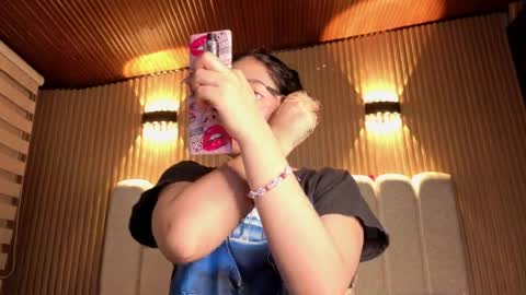 melanny_petite online show from 04/07/26, 12:16