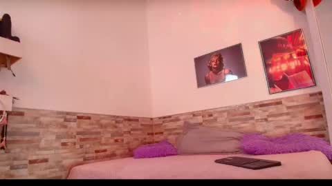 Melanny taylor online show from 12/19/25, 08:38