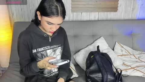 Melany online show from 10/04/25, 02:37