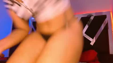 melany tylor online show from 11/28/25, 05:54