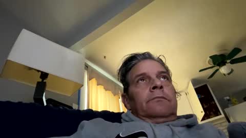 Snapshot of melays1972 chatting on 12/29/24, 04:40 Tan lines online show from 12/29/24, 04:40