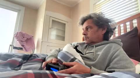 Snapshot of melays1972 chatting on 01/28/25, 03:04 Tan lines online show from 01/28/25, 03:04