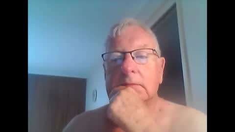melbourne000 online show from 02/09/25, 05:08
