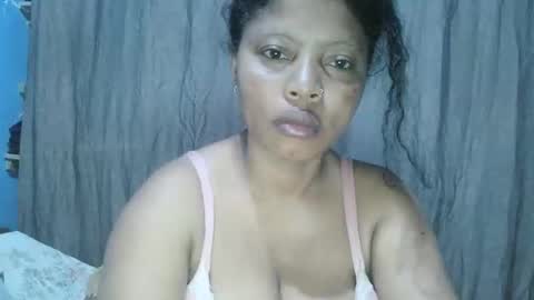 Snapshot of meld2599 chatting on 10/06/25, 04:54 meld2599 online show from 10/06/25, 04:54