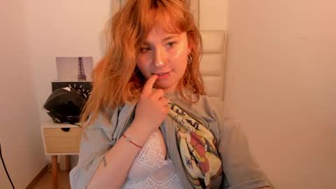 Im Meleena   online show from 04/15/26, 05:09