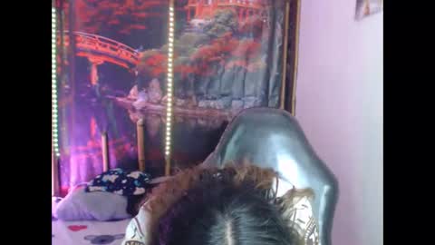 melhiza online show from 12/27/24, 11:31