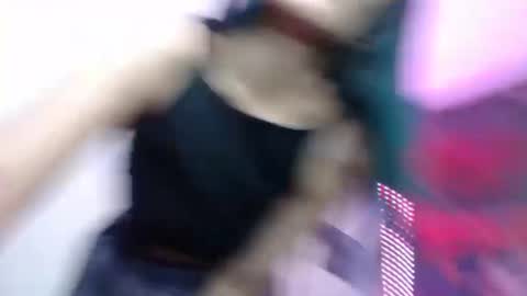 melhiza online show from 02/20/25, 04:03