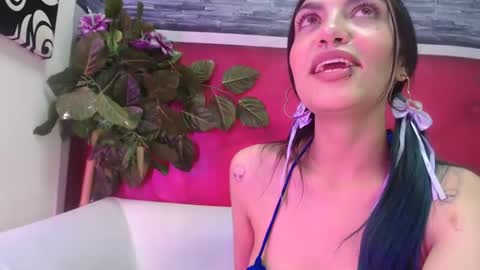 melhiza online show from 03/12/25, 04:56